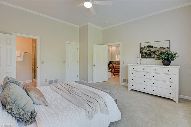 3732 Kaismore Court, Winston-salem, NC 27106