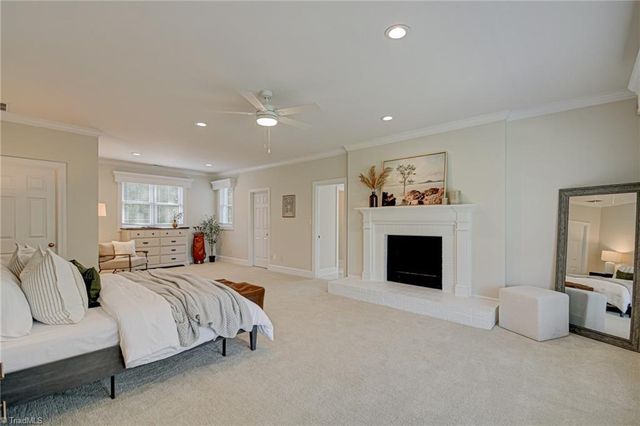 3732 Kaismore Court, Winston-salem, NC 27106