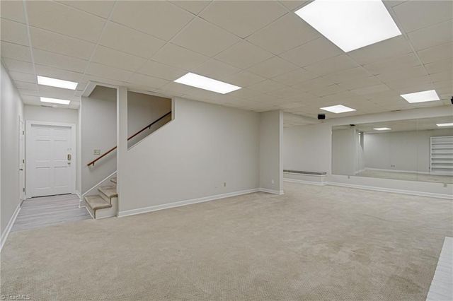 3732 Kaismore Court, Winston-salem, NC 27106