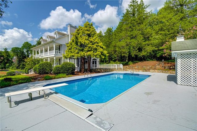 3732 Kaismore Court, Winston-salem, NC 27106