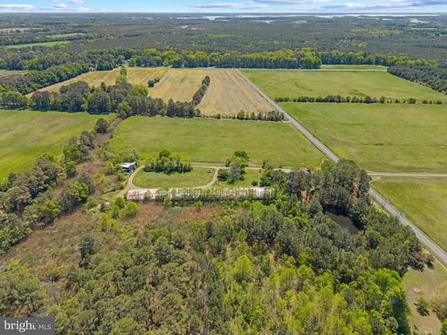 6033 CORNERS WHARF RD, Cambridge, MD 21613