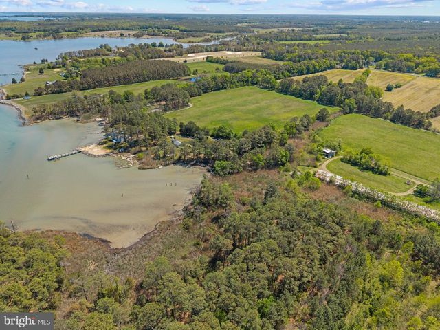 6033 CORNERS WHARF RD, Cambridge, MD 21613