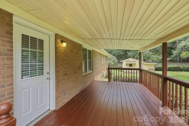 218 Drye Lane, Matthews, NC 28104