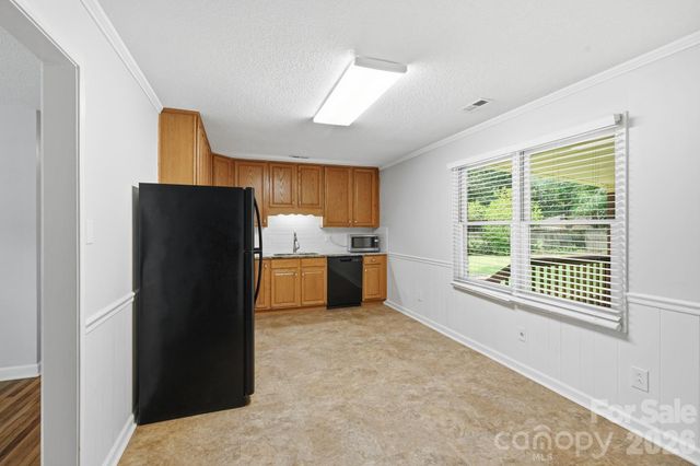 218 Drye Lane, Matthews, NC 28104