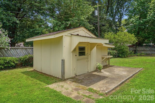 218 Drye Lane, Matthews, NC 28104