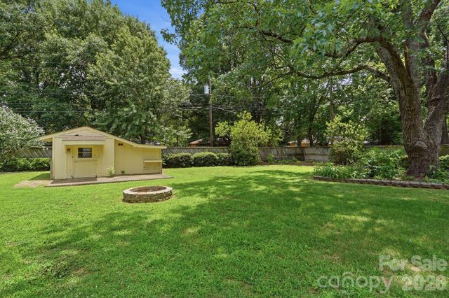 218 Drye Lane, Matthews, NC 28104