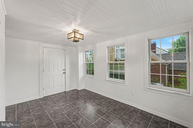 6711 CONWAY AVE, Takoma Park, MD 20912