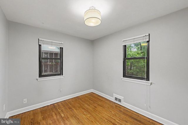 6711 CONWAY AVE, Takoma Park, MD 20912