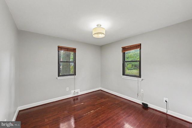 6711 CONWAY AVE, Takoma Park, MD 20912