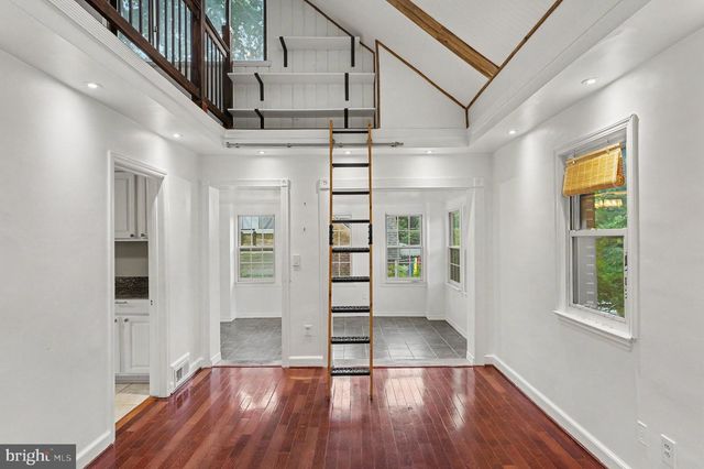 6711 CONWAY AVE, Takoma Park, MD 20912