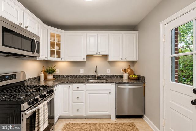 6711 CONWAY AVE, Takoma Park, MD 20912