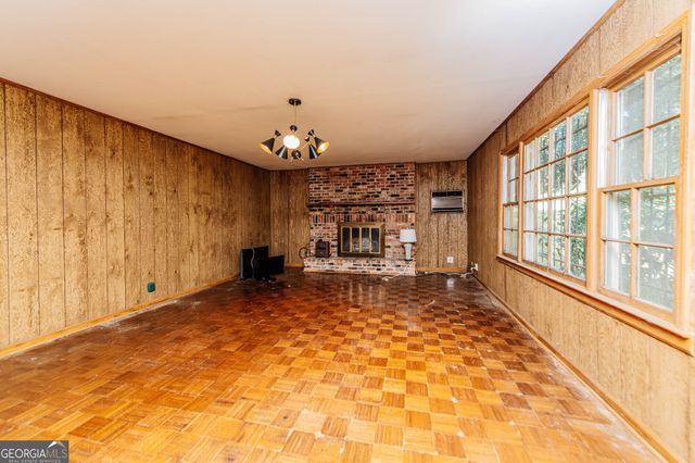 1715 Foster Place, Macon, GA 31211