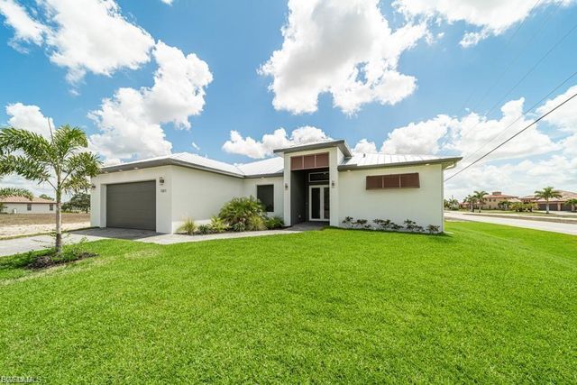 1227 NW 40th PL, Cape Coral, FL 33993