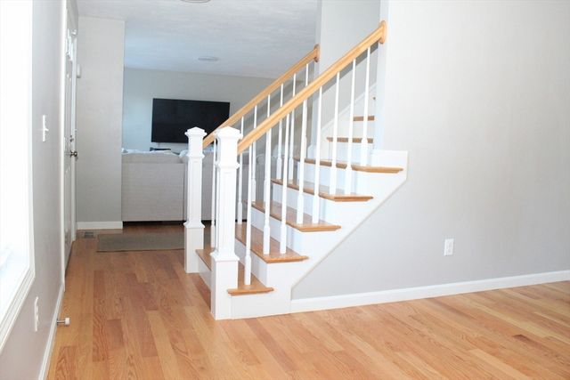 61 Huntington Ave, Brockton, MA 02301