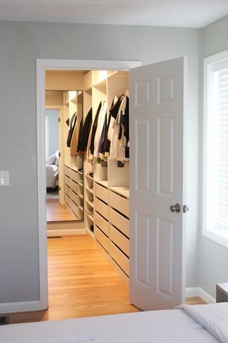 61 Huntington Ave, Brockton, MA 02301