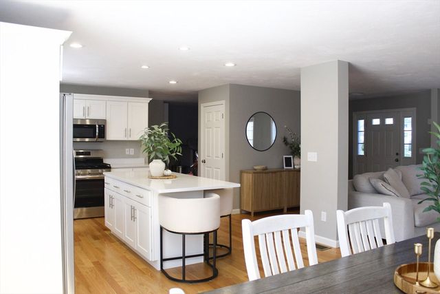 61 Huntington Ave, Brockton, MA 02301
