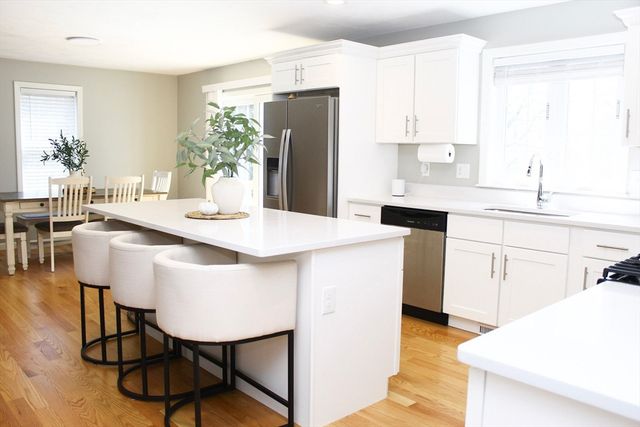 61 Huntington Ave, Brockton, MA 02301