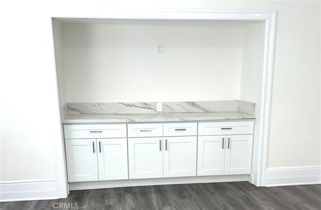 4443 Ambrose, Los Angeles, CA 90027