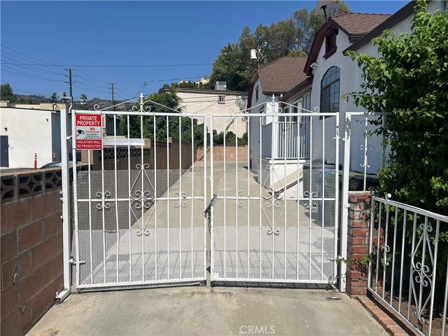 4443 Ambrose, Los Angeles, CA 90027