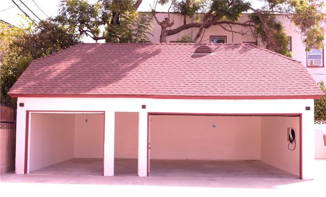 4443 Ambrose, Los Angeles, CA 90027