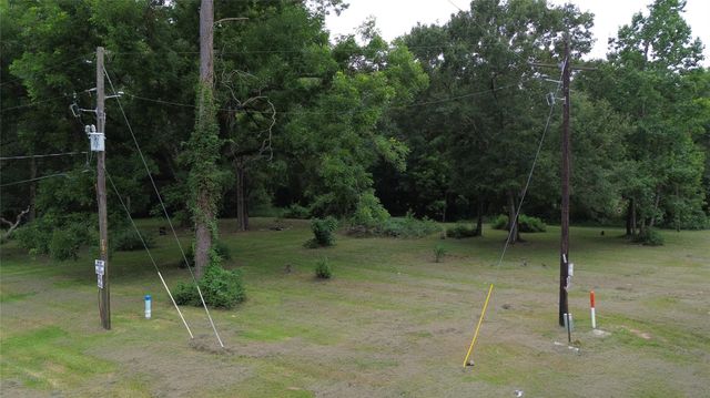 28 County Road 4701, Dayton, TX 77535