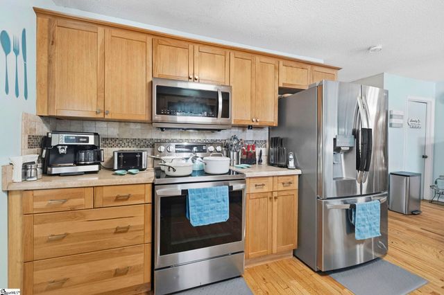 102 Tollgate Court, Simpsonville, SC 29681