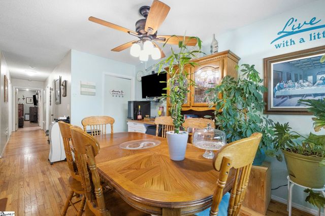 102 Tollgate Court, Simpsonville, SC 29681