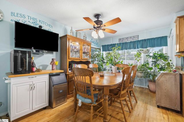 102 Tollgate Court, Simpsonville, SC 29681