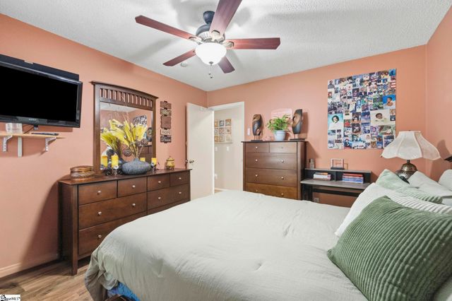102 Tollgate Court, Simpsonville, SC 29681