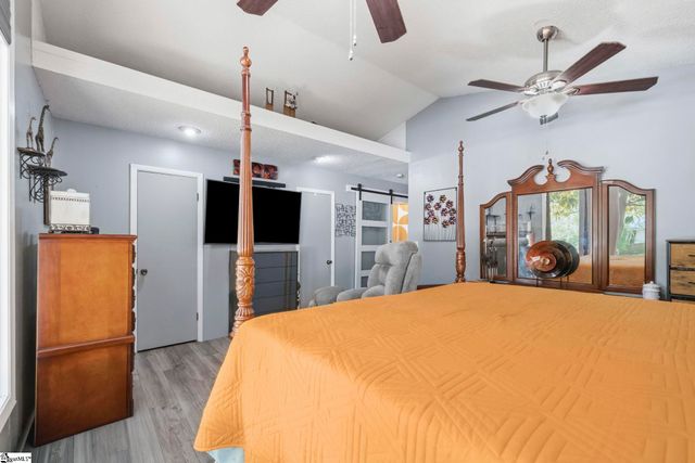 102 Tollgate Court, Simpsonville, SC 29681