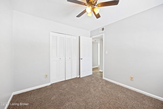 503 Glengarry Dr, Louisville, KY 40118