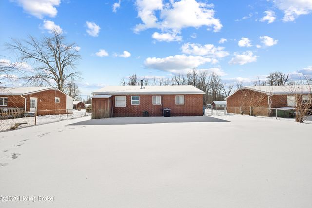 503 Glengarry Dr, Louisville, KY 40118