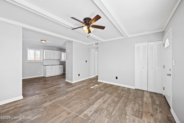 503 Glengarry Dr, Louisville, KY 40118