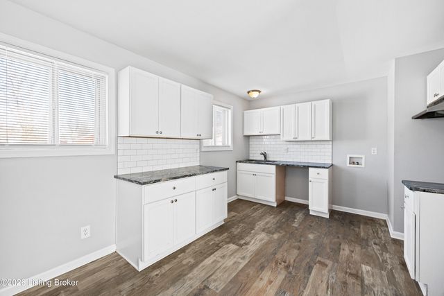 503 Glengarry Dr, Louisville, KY 40118