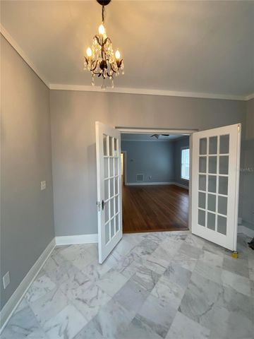 5205 N CENTRAL AVENUE, Tampa, FL 33603