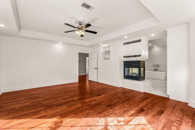 102 Montpellier Drive, Maumelle, AR 72113