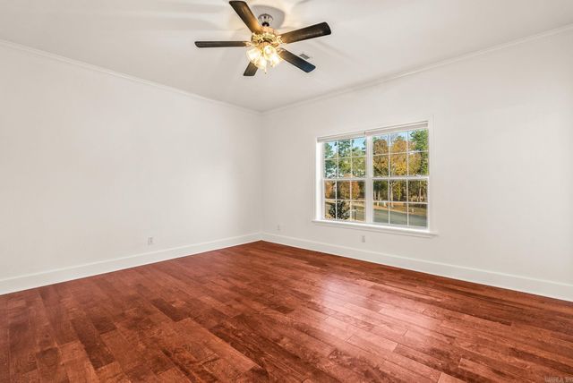 102 Montpellier Drive, Maumelle, AR 72113