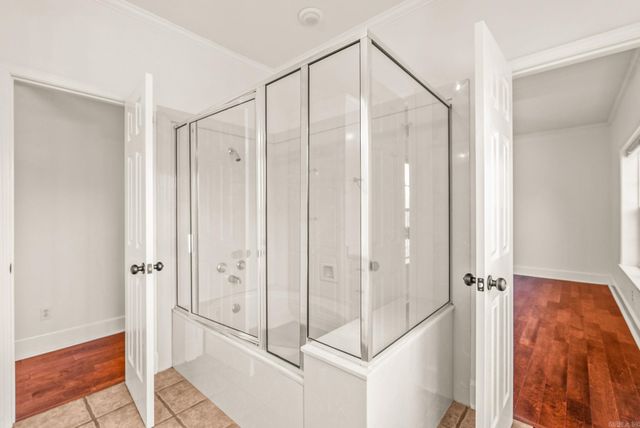 102 Montpellier Drive, Maumelle, AR 72113