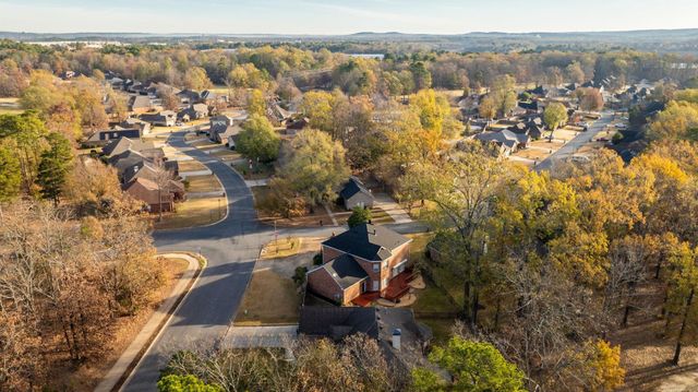 102 Montpellier Drive, Maumelle, AR 72113