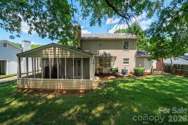 9112 Winter Moss Court, Charlotte, NC 28227