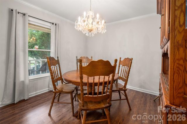 9112 Winter Moss Court, Charlotte, NC 28227