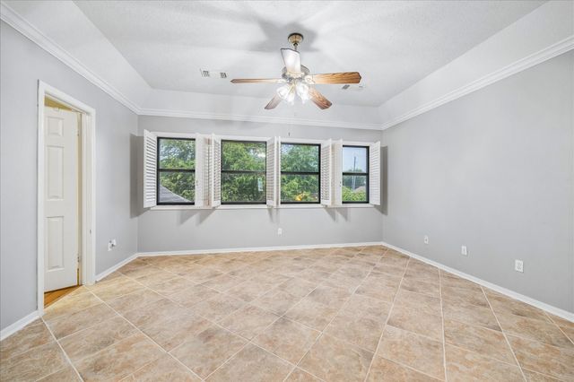 226 Rollingwood Circle, Baytown, TX 77520