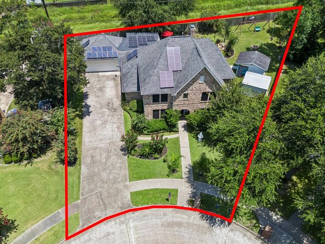 226 Rollingwood Circle, Baytown, TX 77520