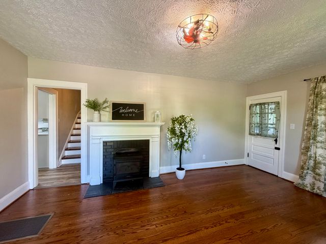2901 Riverside DR, Bassett, VA 24055