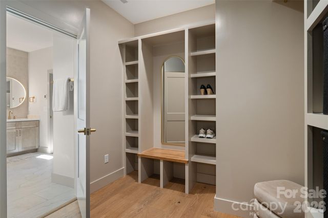 113 Perry Place, Hendersonville, NC 28739
