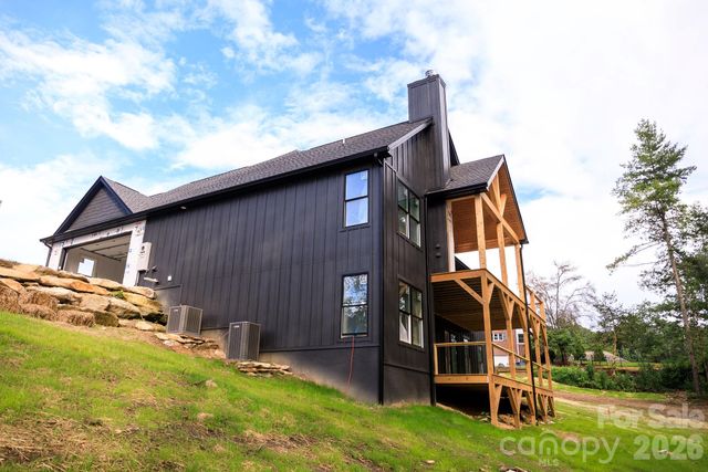 113 Perry Place, Hendersonville, NC 28739