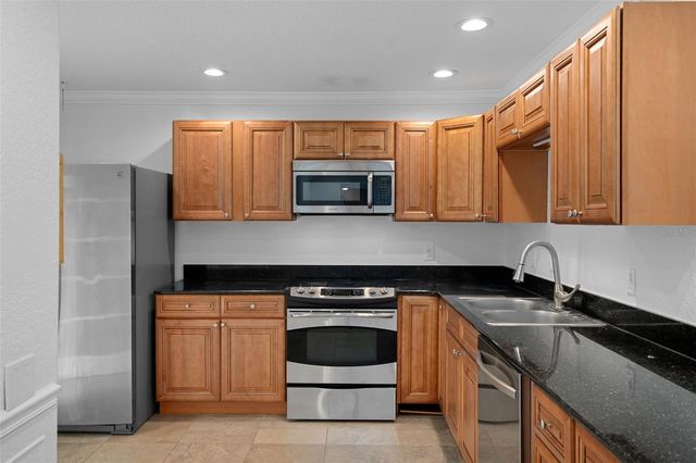 2220 BAHIA VISTA STREET G4, Sarasota, FL 34239