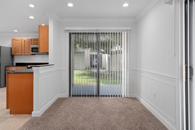 2220 BAHIA VISTA STREET G4, Sarasota, FL 34239