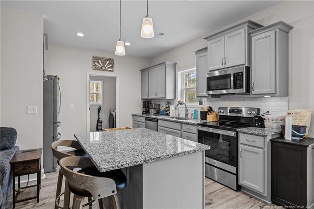 202 Yellow Jacket Trail, Cameron, NC 28326