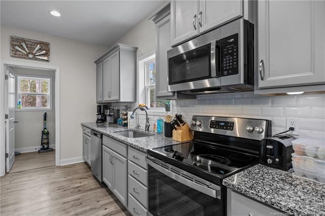 202 Yellow Jacket Trail, Cameron, NC 28326
